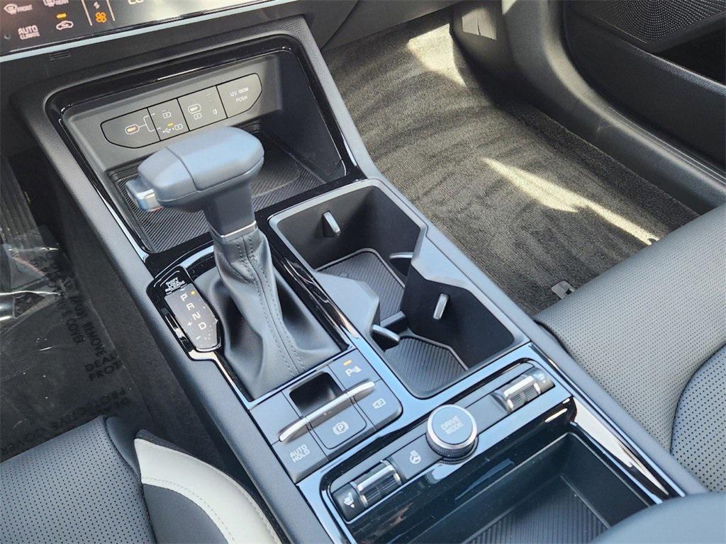 new 2025 Kia K5 car, priced at $28,373