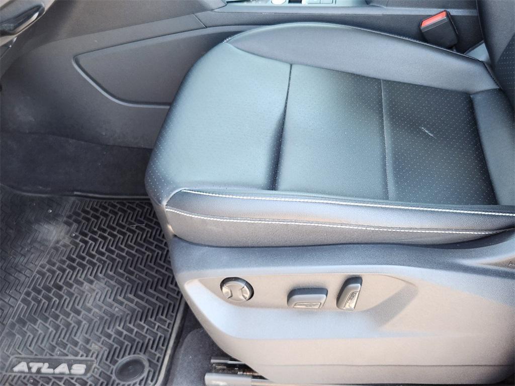 used 2021 Volkswagen Atlas car, priced at $28,155