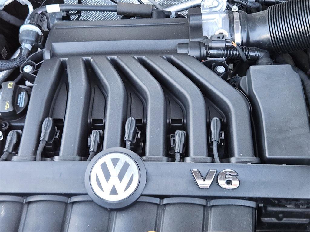 used 2021 Volkswagen Atlas car, priced at $28,155