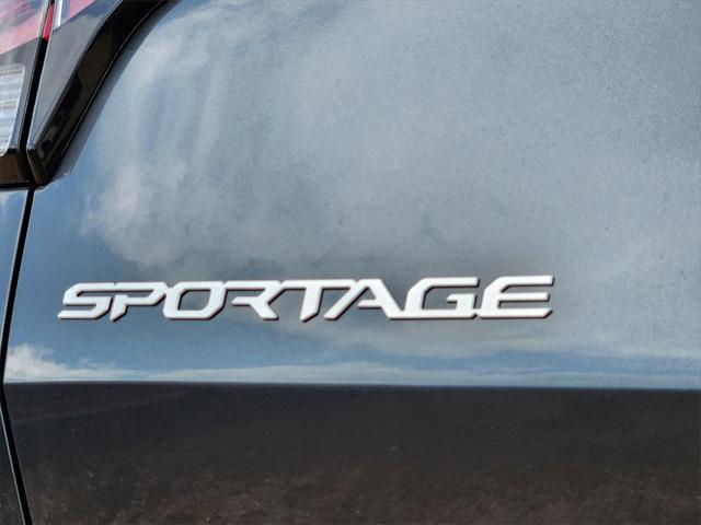 new 2025 Kia Sportage Hybrid car, priced at $34,960