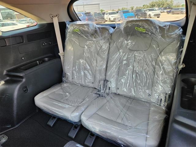 new 2025 Kia Sorento Hybrid car, priced at $38,566