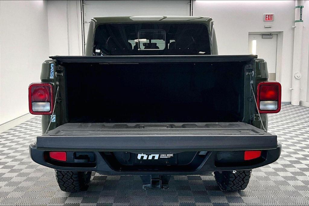 used 2021 Jeep Gladiator car, priced at $33,000