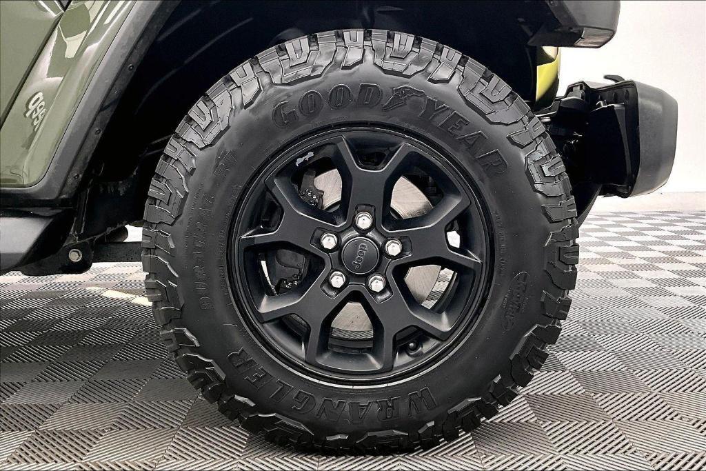 used 2021 Jeep Gladiator car, priced at $33,000