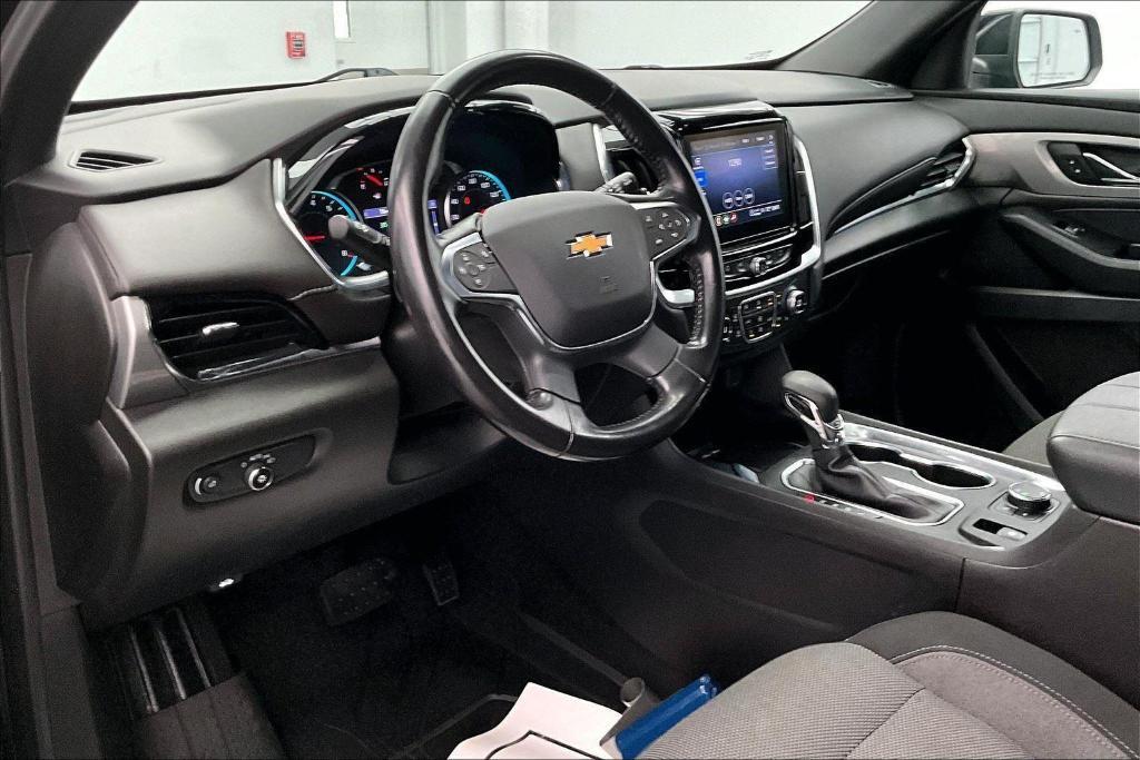 used 2022 Chevrolet Traverse car, priced at $31,995