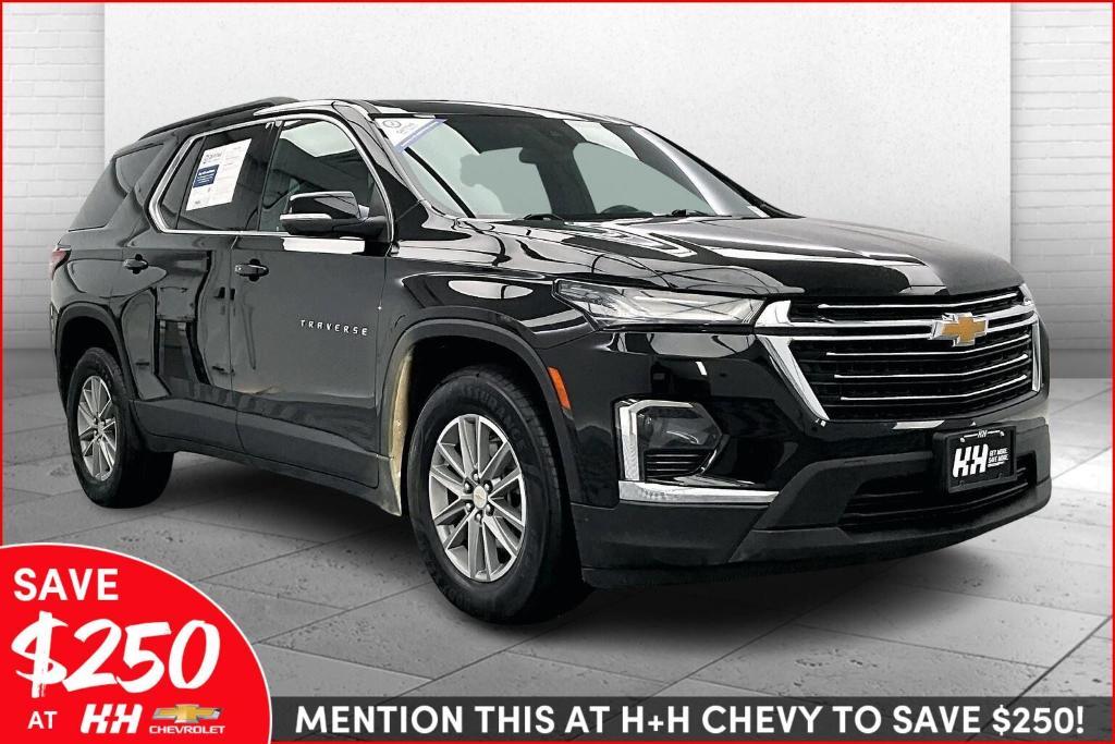 used 2022 Chevrolet Traverse car, priced at $31,995