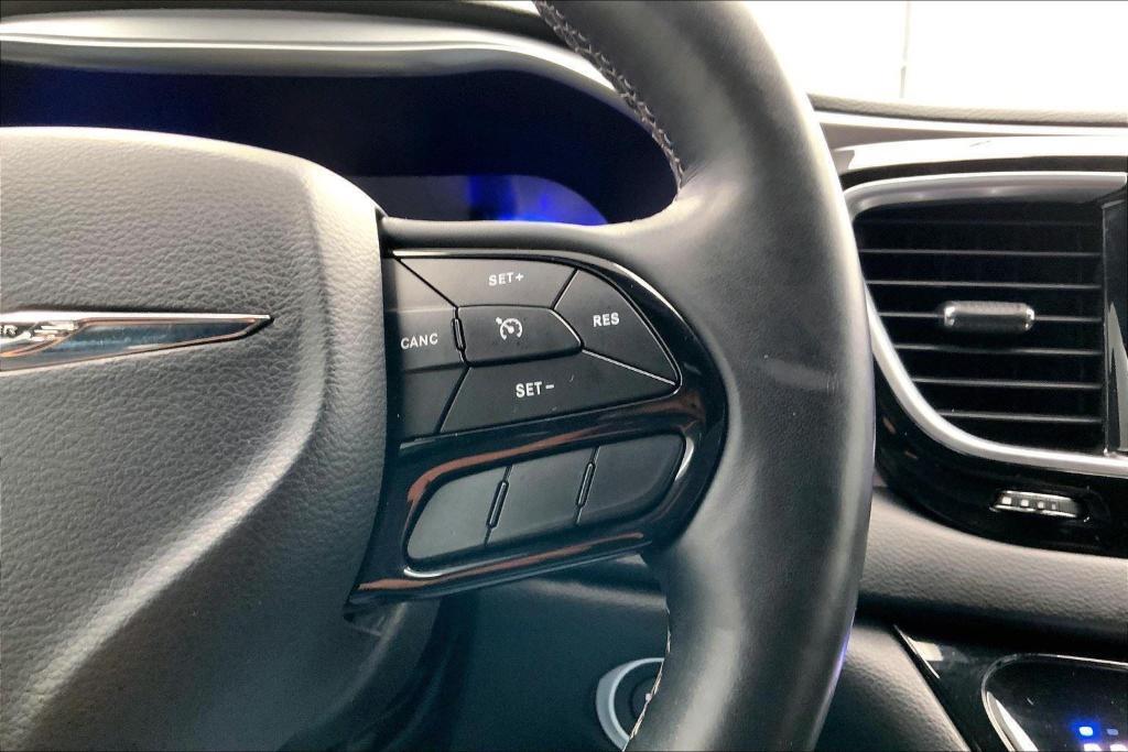 used 2018 Chrysler Pacifica car, priced at $12,500