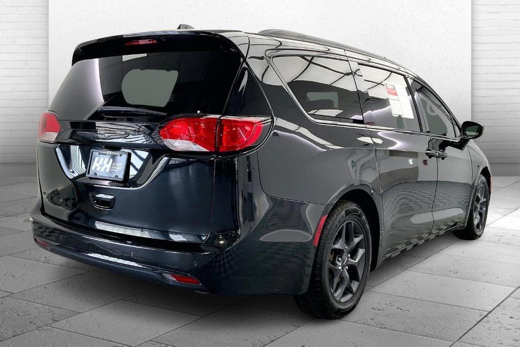 used 2018 Chrysler Pacifica car, priced at $12,500