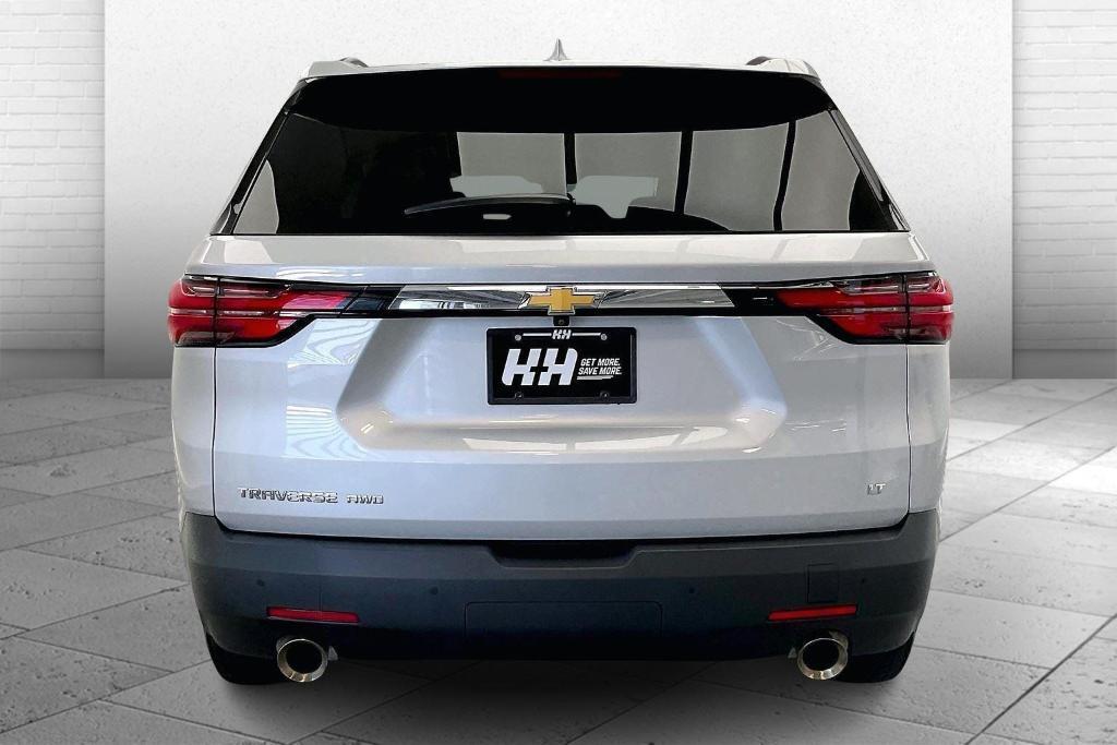 used 2022 Chevrolet Traverse car, priced at $32,995