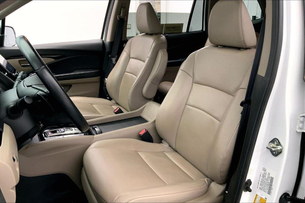 used 2021 Honda Pilot car, priced at $30,000