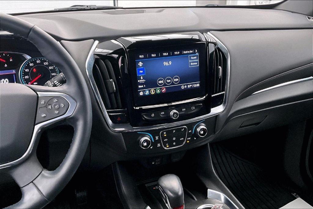 used 2023 Chevrolet Traverse car, priced at $35,498