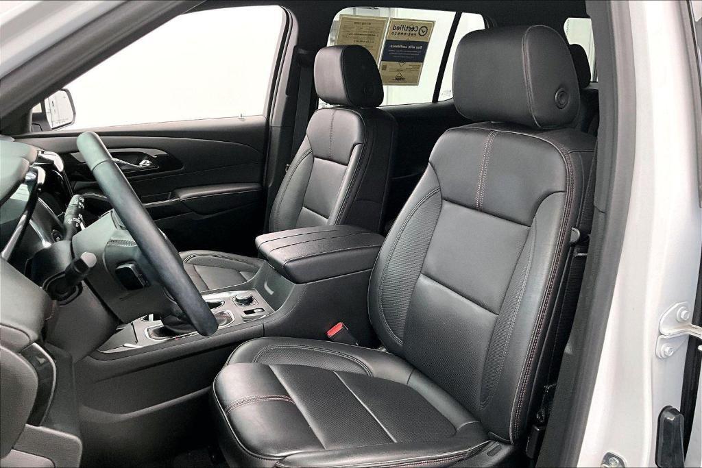 used 2023 Chevrolet Traverse car, priced at $35,498