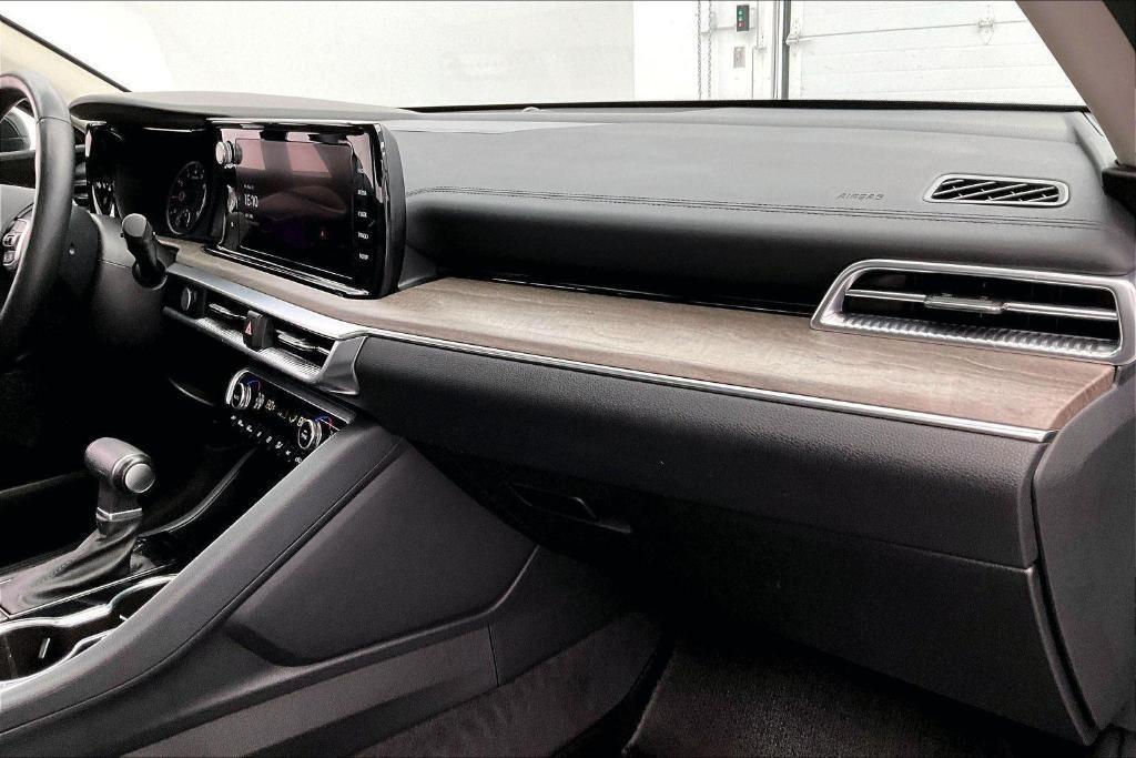 used 2024 Kia K5 car, priced at $29,000