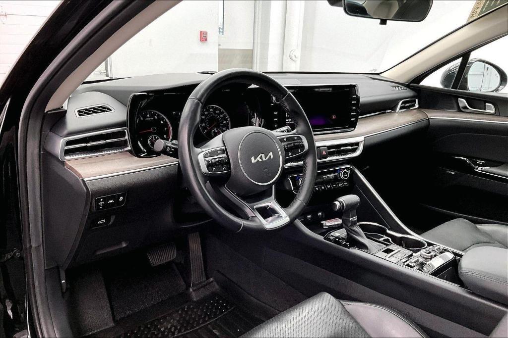 used 2024 Kia K5 car, priced at $29,000