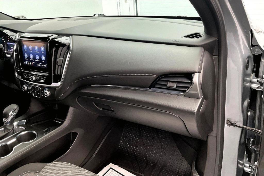 used 2023 Chevrolet Traverse car, priced at $34,000