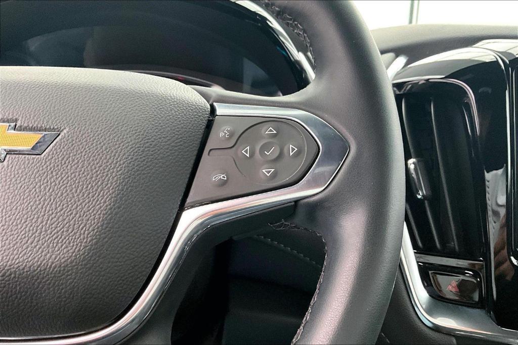 used 2023 Chevrolet Traverse car, priced at $34,000