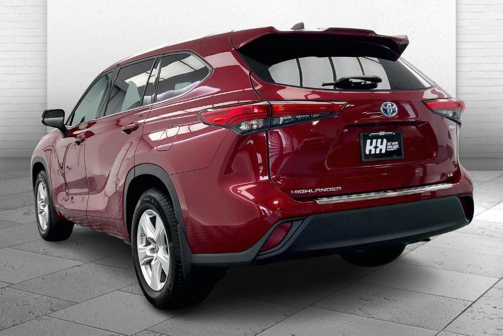 used 2022 Toyota Highlander Hybrid car, priced at $38,444