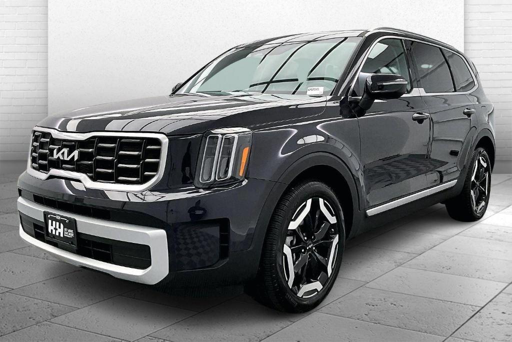 used 2025 Kia Telluride car, priced at $36,500