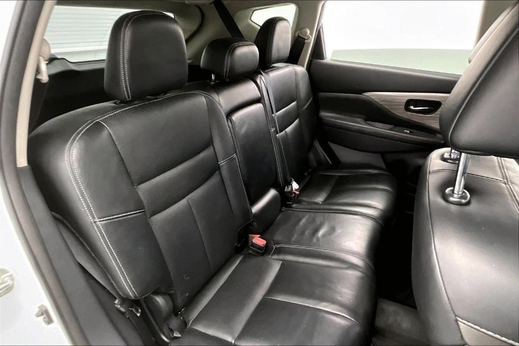 used 2015 Nissan Murano car, priced at $9,000