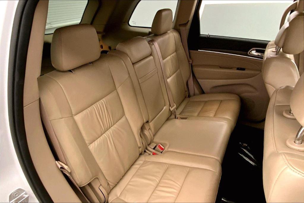 used 2016 Jeep Grand Cherokee car, priced at $14,992