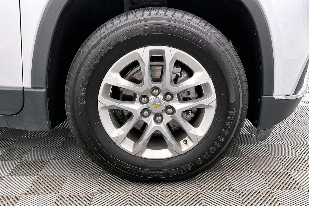 used 2021 Chevrolet Traverse car, priced at $24,000