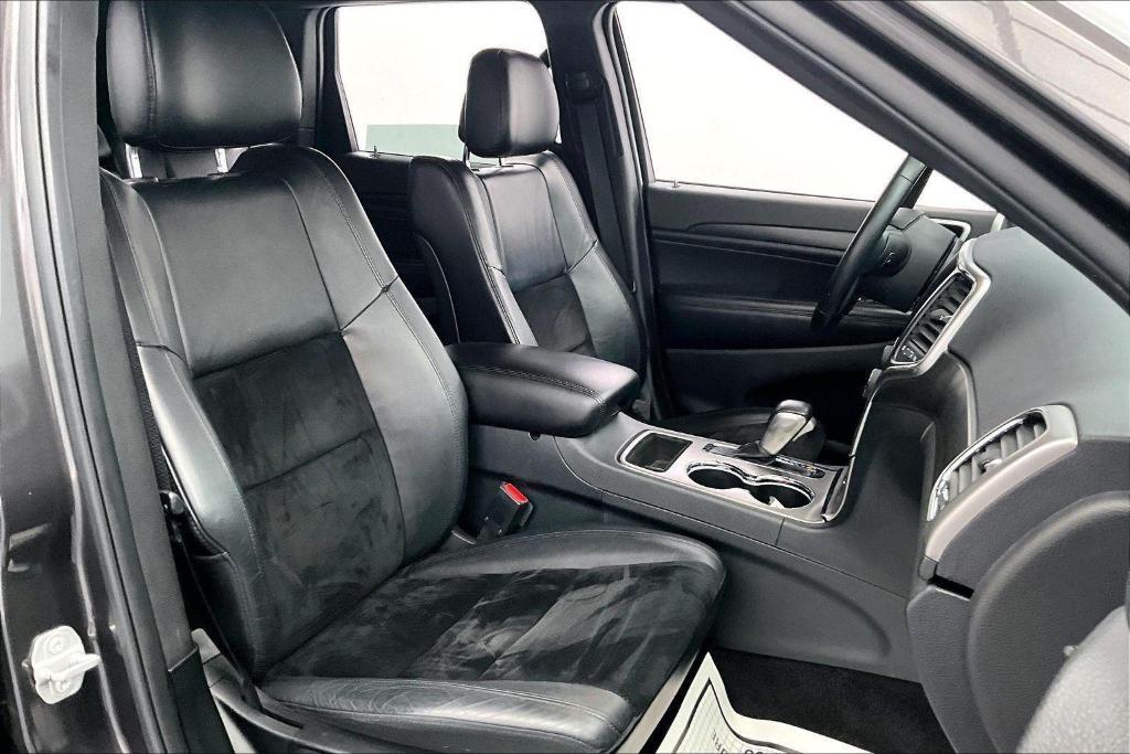 used 2018 Jeep Grand Cherokee car, priced at $17,500