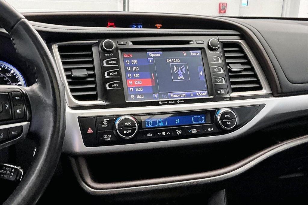 used 2019 Toyota Highlander car, priced at $18,985