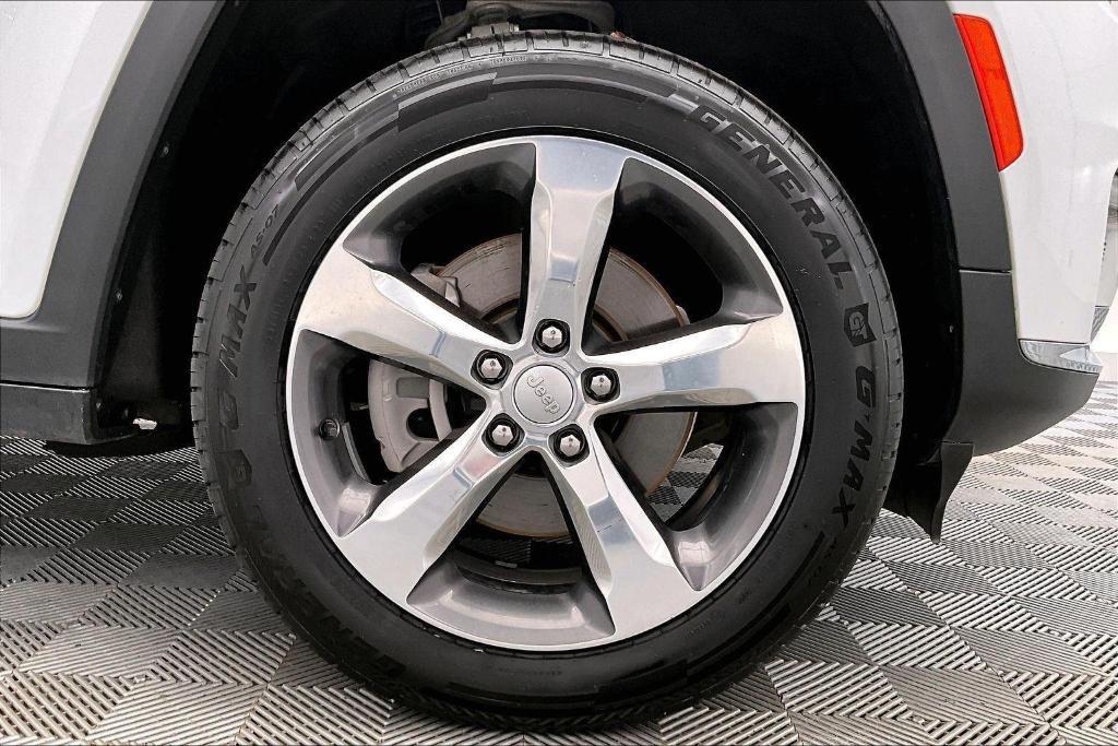 used 2022 Jeep Grand Cherokee L car, priced at $30,300