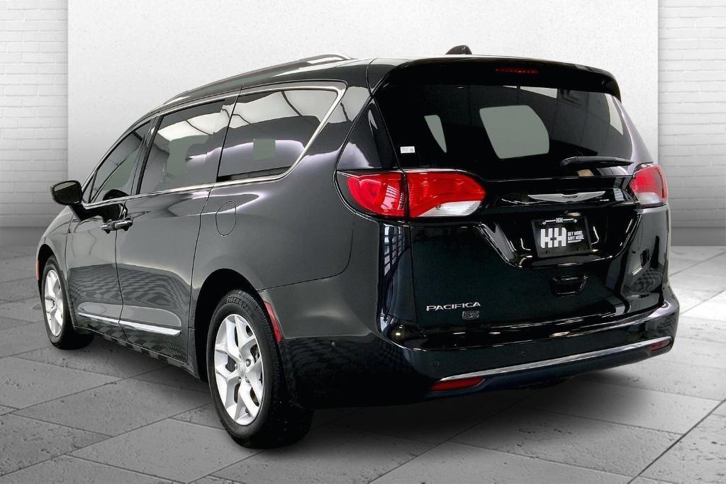 used 2020 Chrysler Pacifica car, priced at $25,000