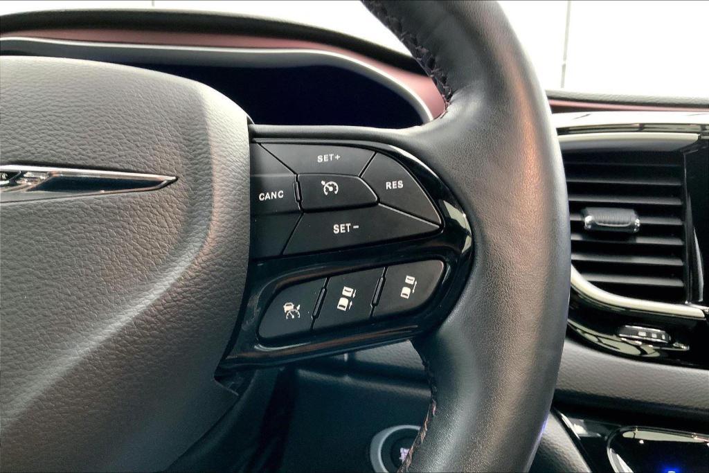 used 2020 Chrysler Pacifica car, priced at $25,000