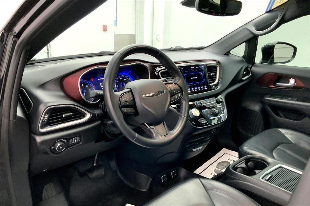 used 2020 Chrysler Pacifica car, priced at $25,000