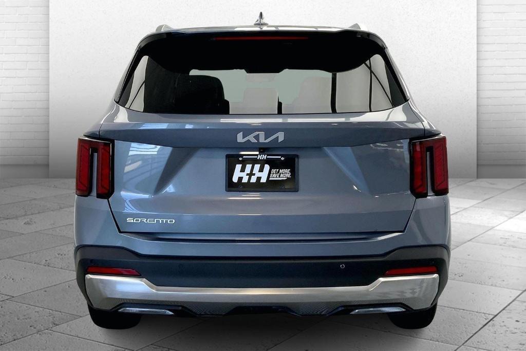 used 2024 Kia Sorento car, priced at $30,000