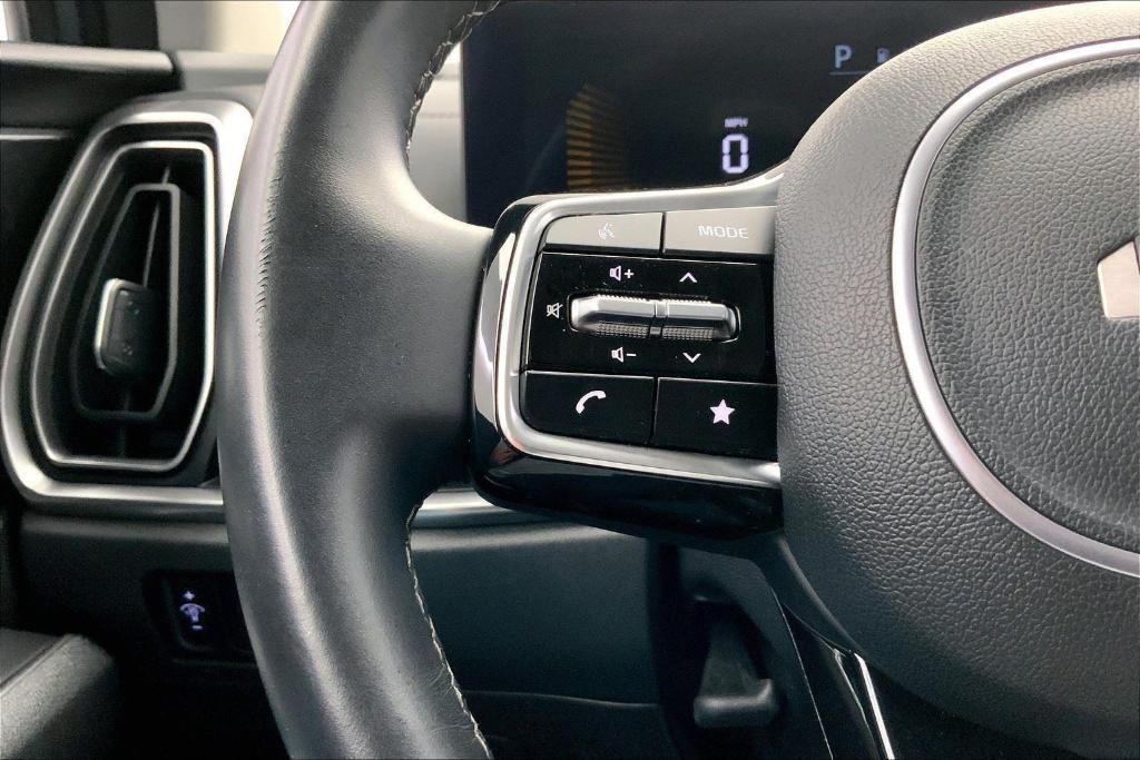 used 2024 Kia Sorento car, priced at $30,000