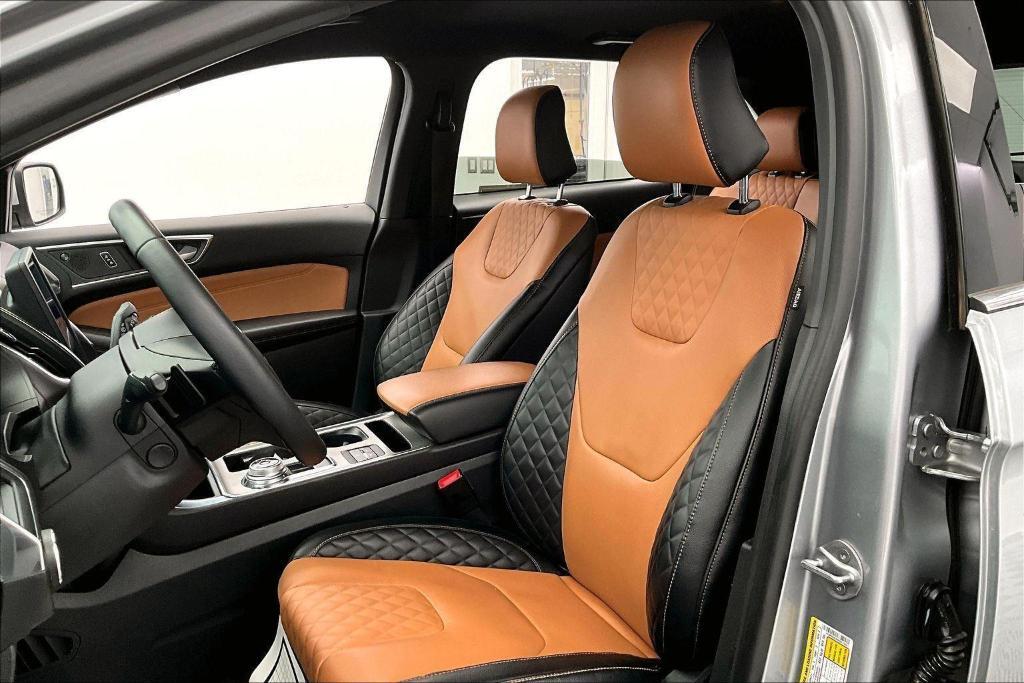 used 2024 Ford Edge car, priced at $27,900