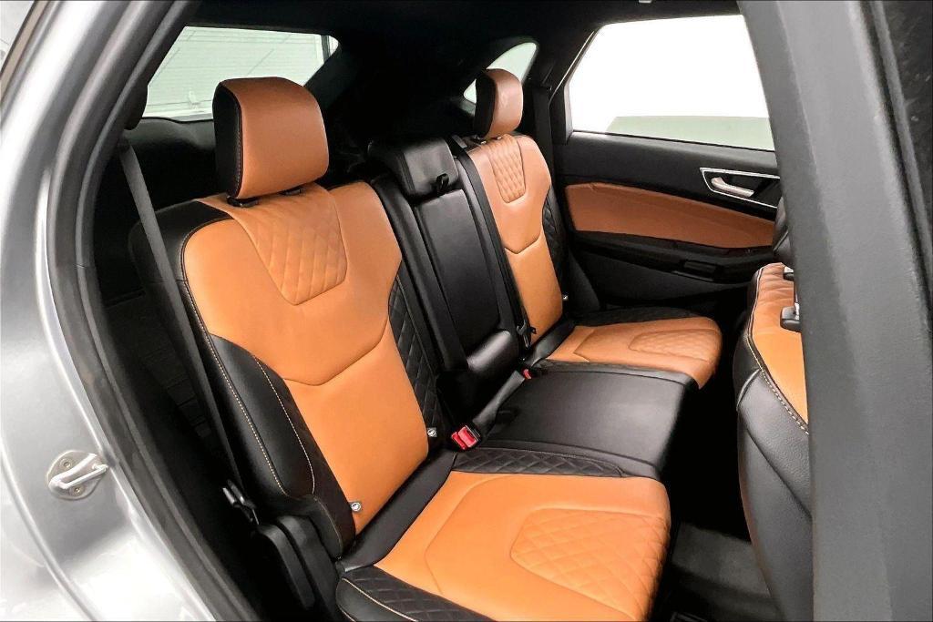 used 2024 Ford Edge car, priced at $27,900