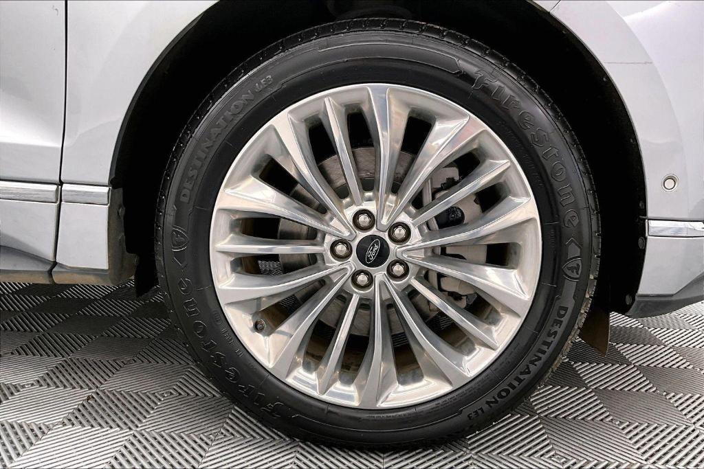 used 2024 Ford Edge car, priced at $27,900