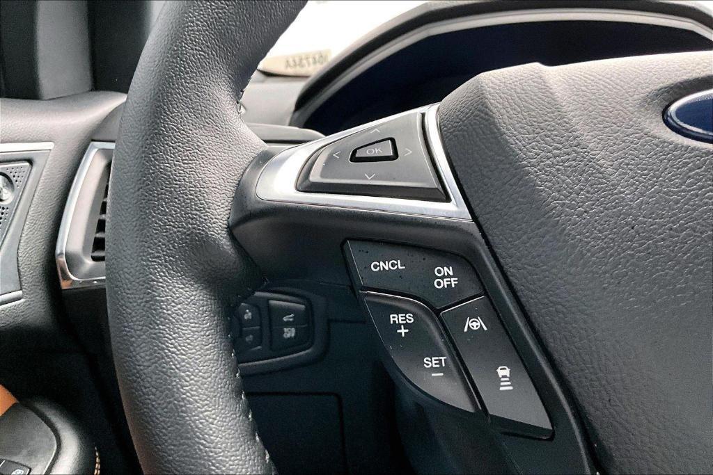 used 2024 Ford Edge car, priced at $27,900