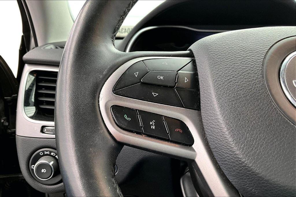 used 2019 Jeep Cherokee car, priced at $19,500