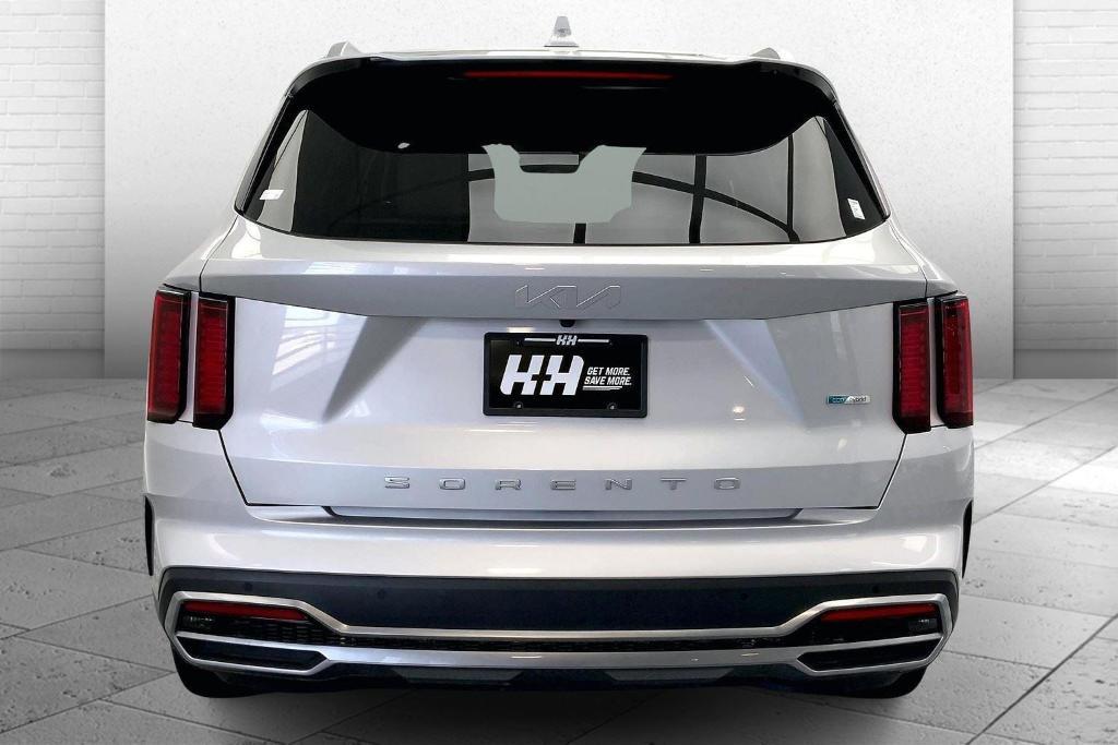 used 2022 Kia Sorento Hybrid car, priced at $25,000