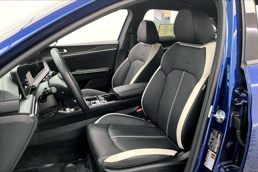 used 2025 Kia K5 car, priced at $28,000