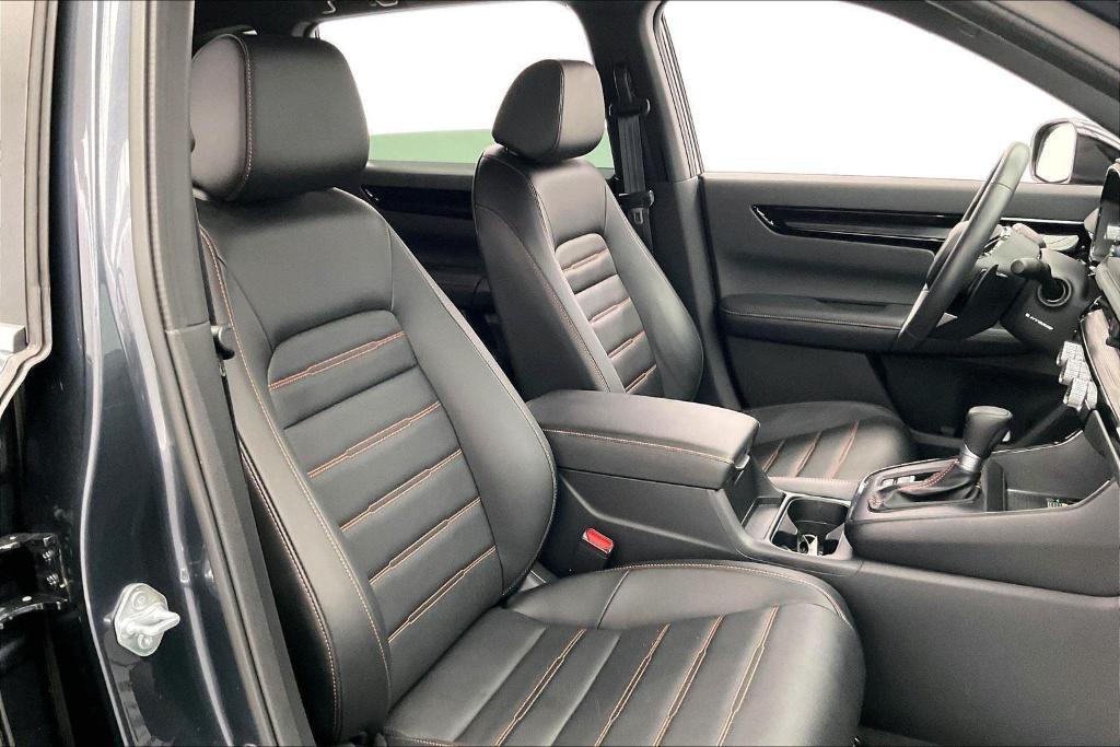 used 2025 Honda CR-V Hybrid car, priced at $39,958