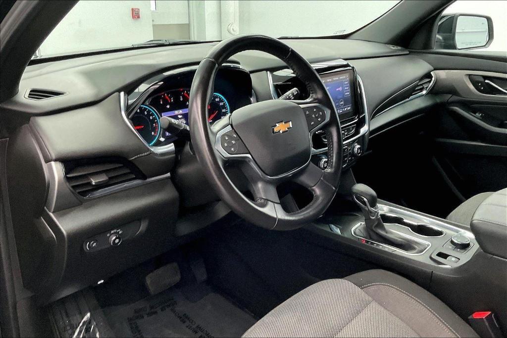 used 2022 Chevrolet Traverse car, priced at $31,995