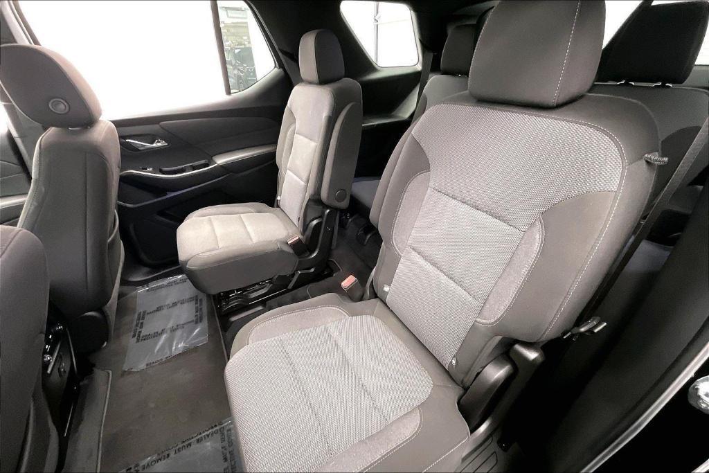 used 2022 Chevrolet Traverse car, priced at $31,995