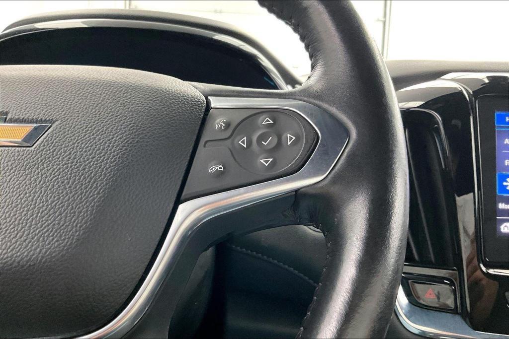used 2022 Chevrolet Traverse car, priced at $31,995