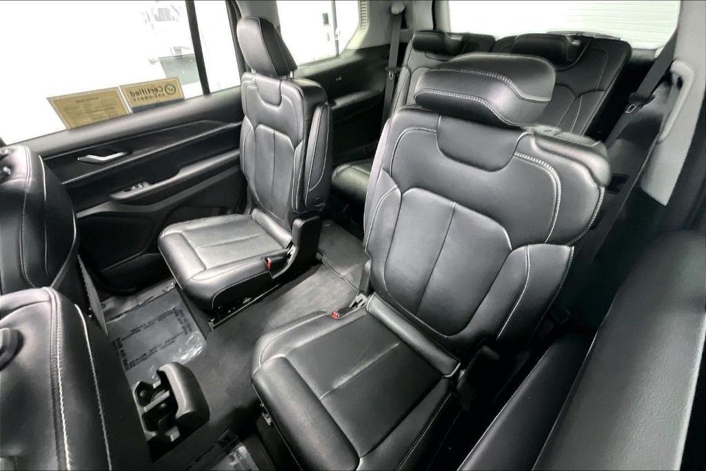 used 2024 Jeep Grand Cherokee L car, priced at $39,495