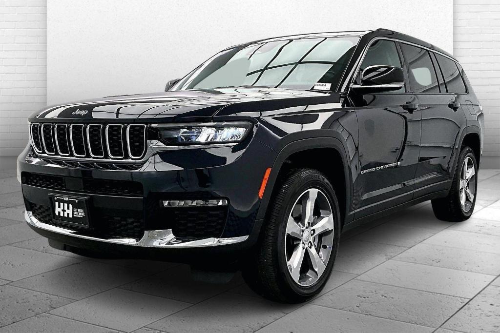 used 2024 Jeep Grand Cherokee L car, priced at $39,495