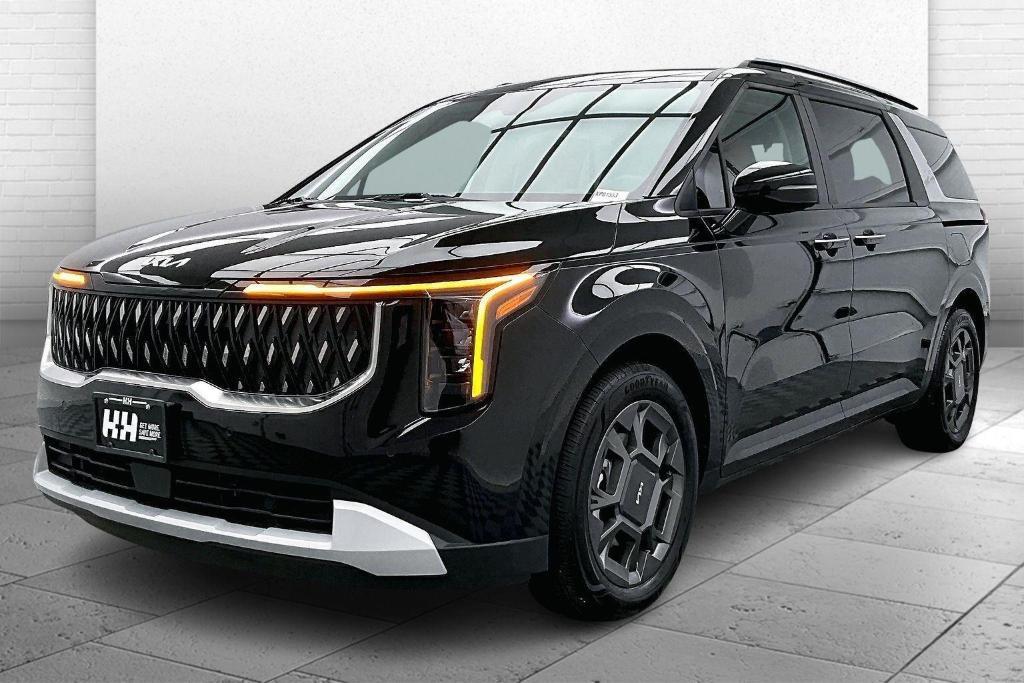 used 2025 Kia Carnival Hybrid car, priced at $39,500