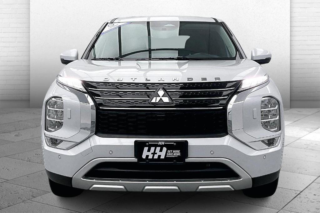 used 2023 Mitsubishi Outlander car, priced at $26,900
