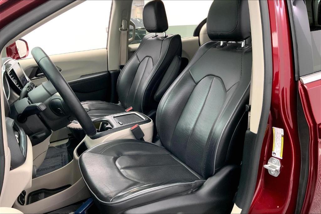 used 2018 Chrysler Pacifica car, priced at $23,998