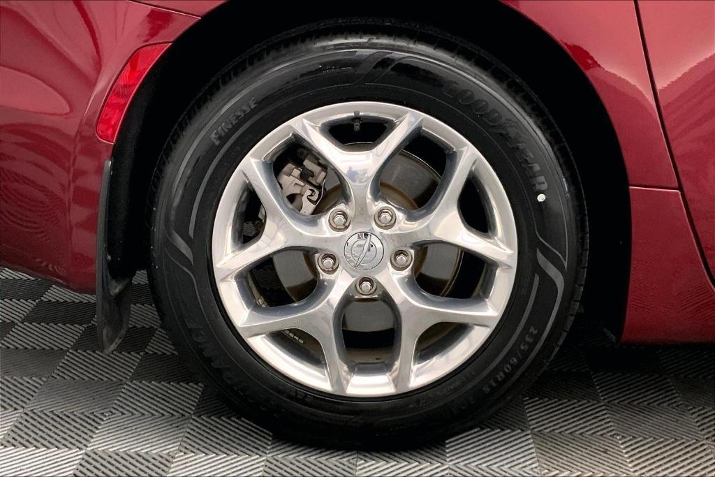 used 2018 Chrysler Pacifica car, priced at $23,998