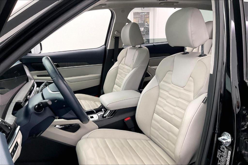used 2024 Kia Telluride car, priced at $44,500